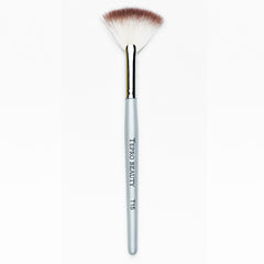 T15- Big Fan Brush