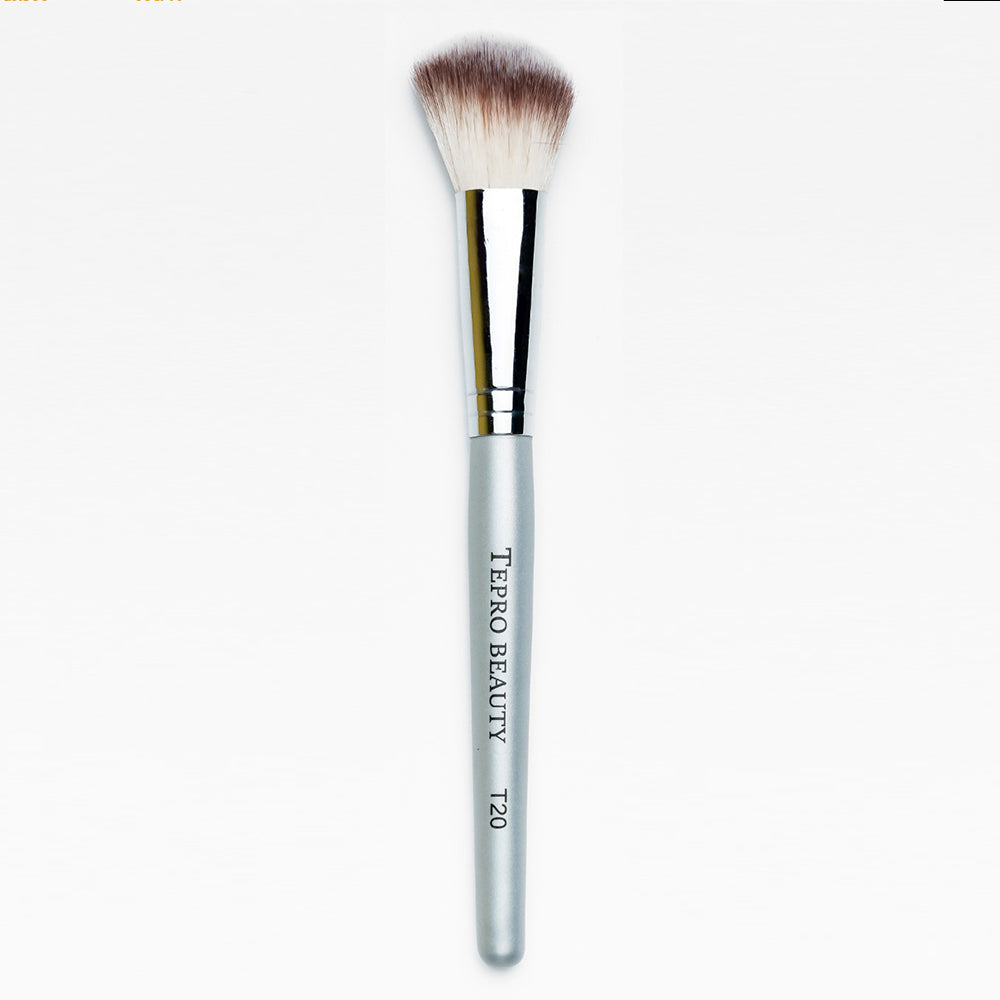 T20 - Angle Blush Brush